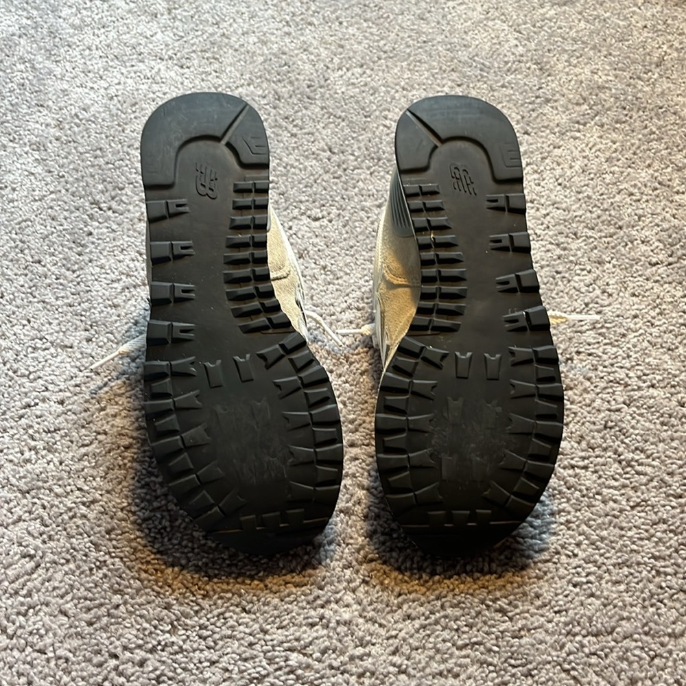 Nimbus Cloud With White New Balance 574 - image 4